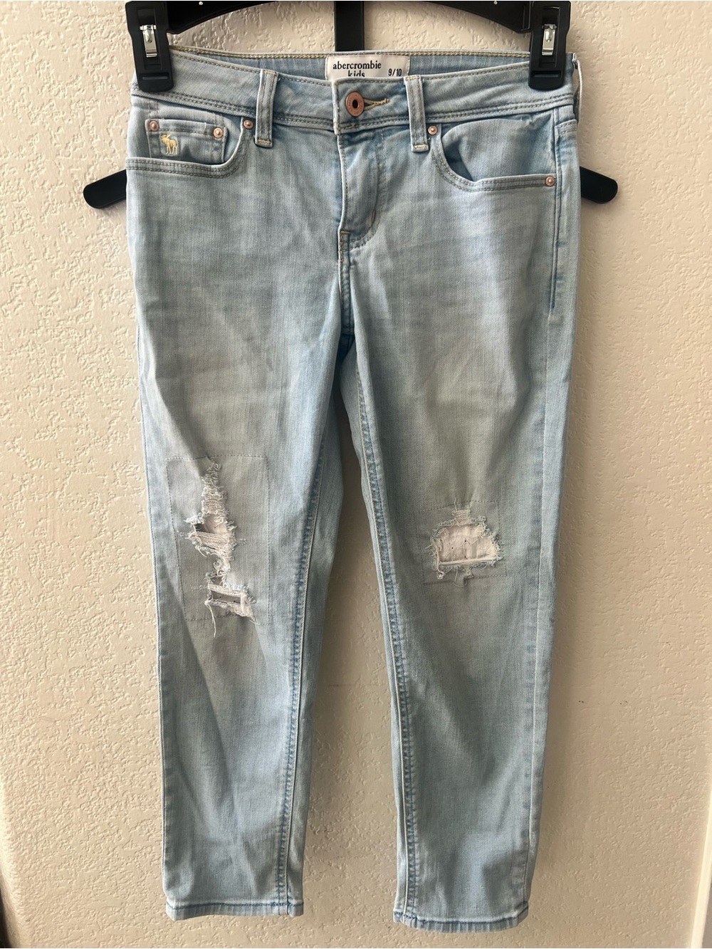 Abercrombie Kids Girlfriend Jeans Girls 9/10 Light Wash Blue Denim